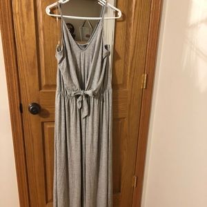 Gray maxi dress with tie waste